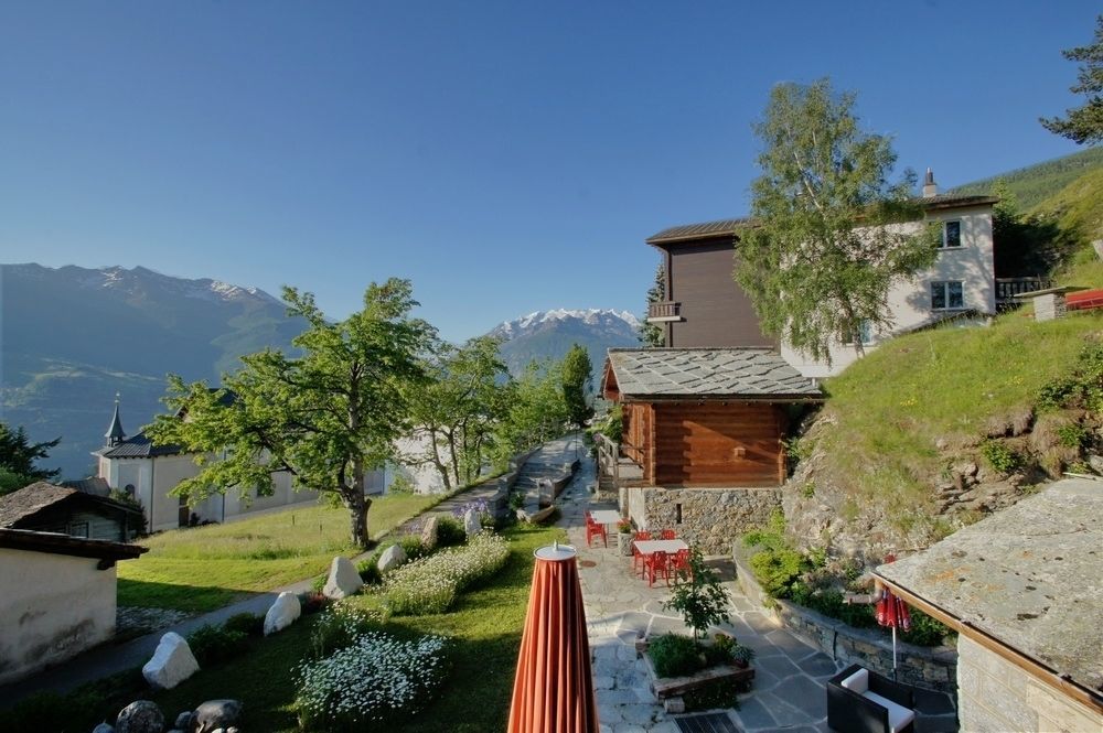Hotel Alpenblick Zeneggen Exterior photo